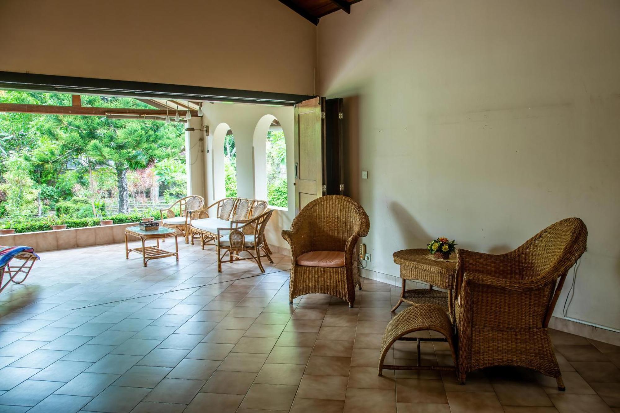 Fuchs Villas Negombo Exterior foto